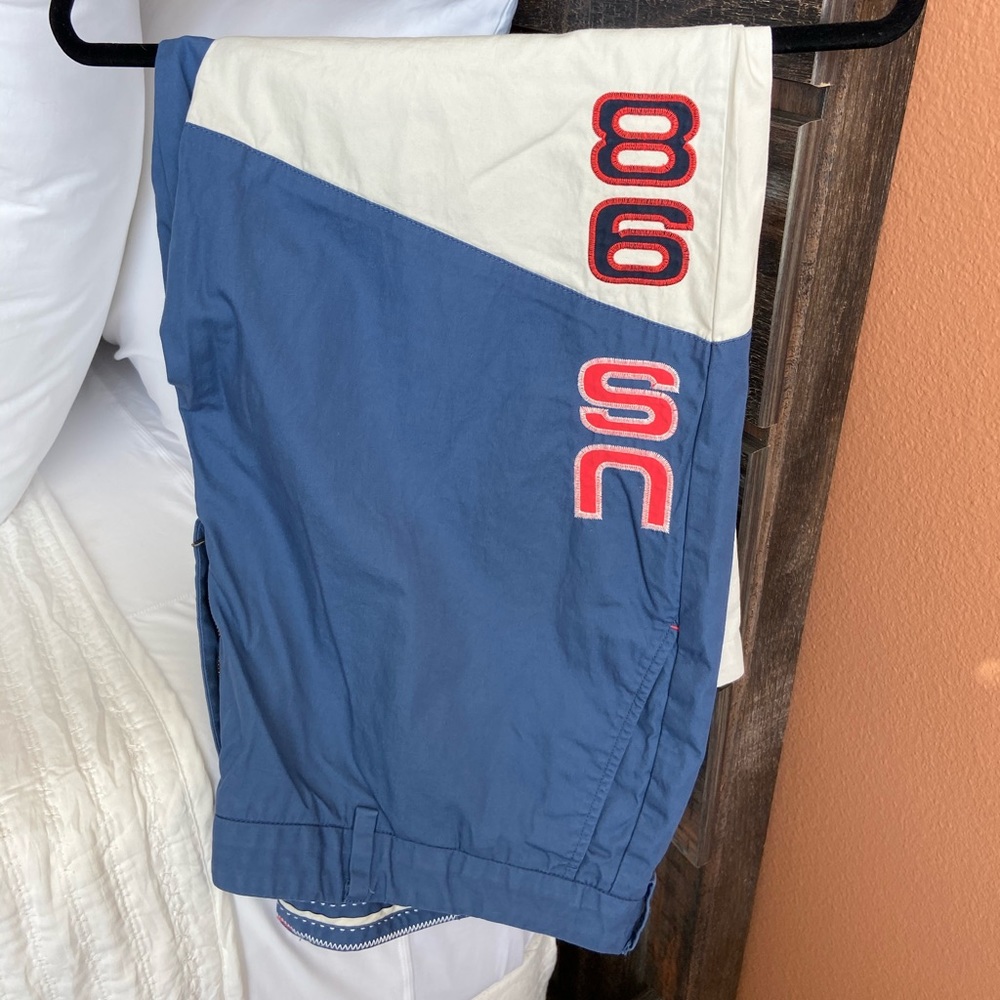 Men’s Vineyard Vines Pants